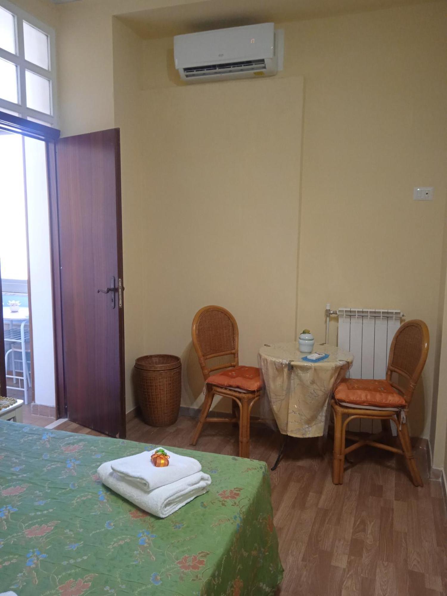 Guest house Well - Piazza Plebiscito Naples