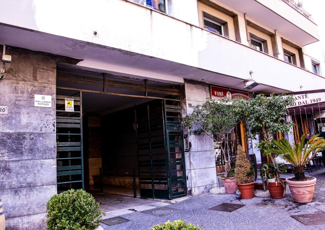 Guest house Well - Piazza Plebiscito